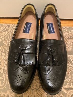 Bostonian Black Leather Tassel Kiltie Loafers